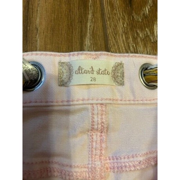Altar'd State Shorts Womens Size 28 Button Fly Denim Pink High Waist Scarf EUC - Picture 5 of 9